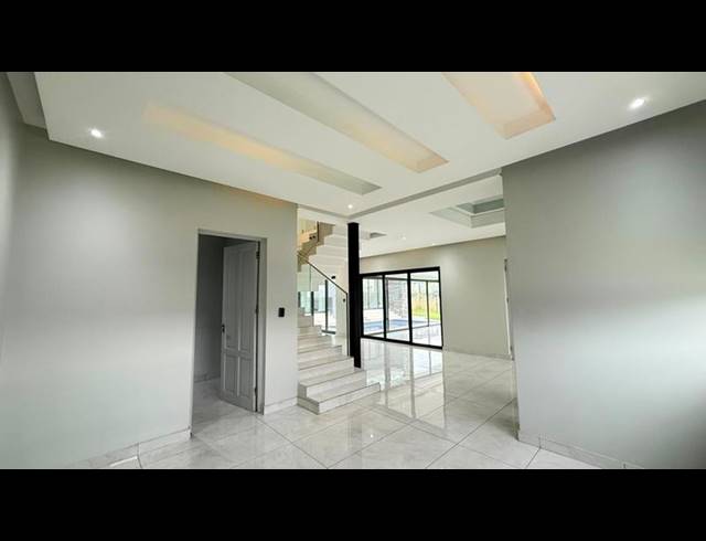 7 BEDROOM HOUSE FOR SALE IN MIDSTREAM RIDGE